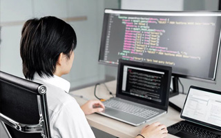 淇县 ,php声明和调用变量的符号是什么？